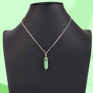 Silver Tone Faux Jade Pendant Choker Necklace